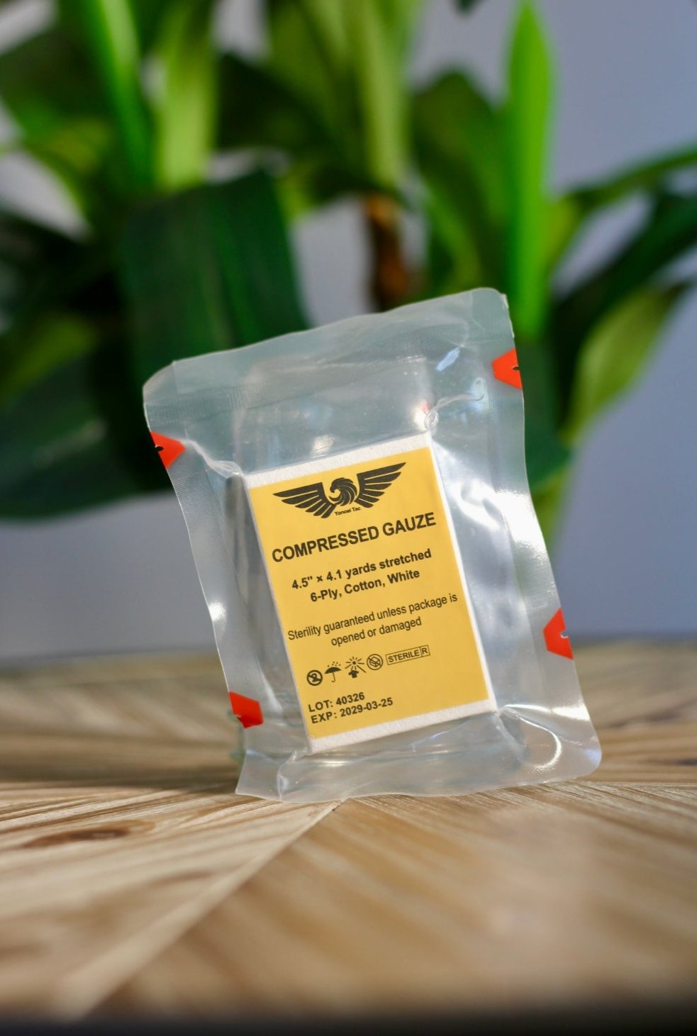 COMPRESSED FOLDED GAUZE-Z GAUZE